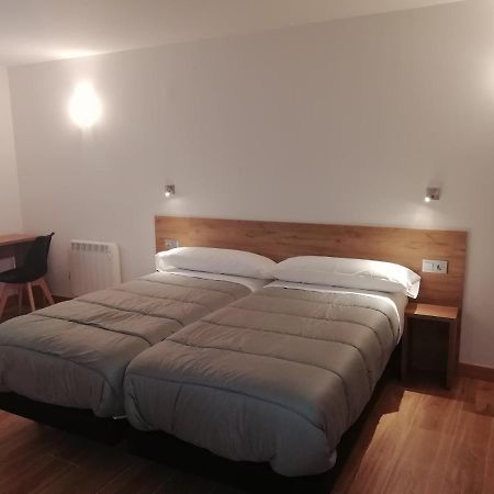 Pensión B2Bikain Oiartzun Bagian luar foto